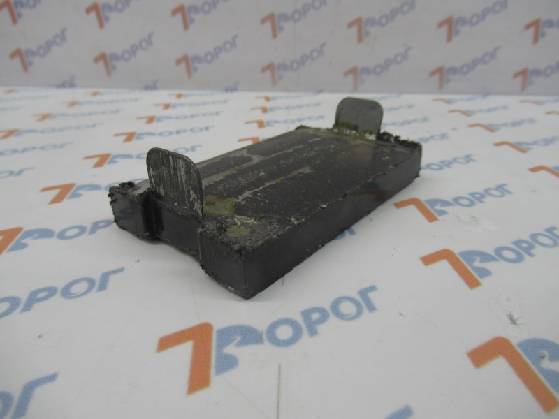Колодка тормозная ДТ-75 77.38.052-1 