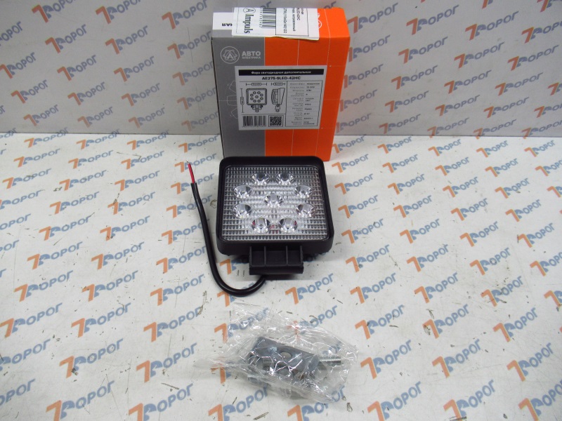 Светодиодная фара AVTOELECTRICA, квадрат, направл. свет, 9 диодов, 27W,(110х42х140)12/24V 